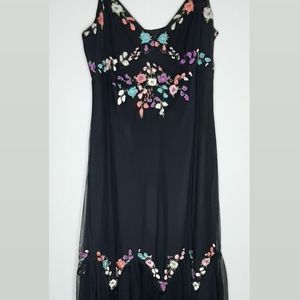 Mix it spaghetti strap black with floral dress